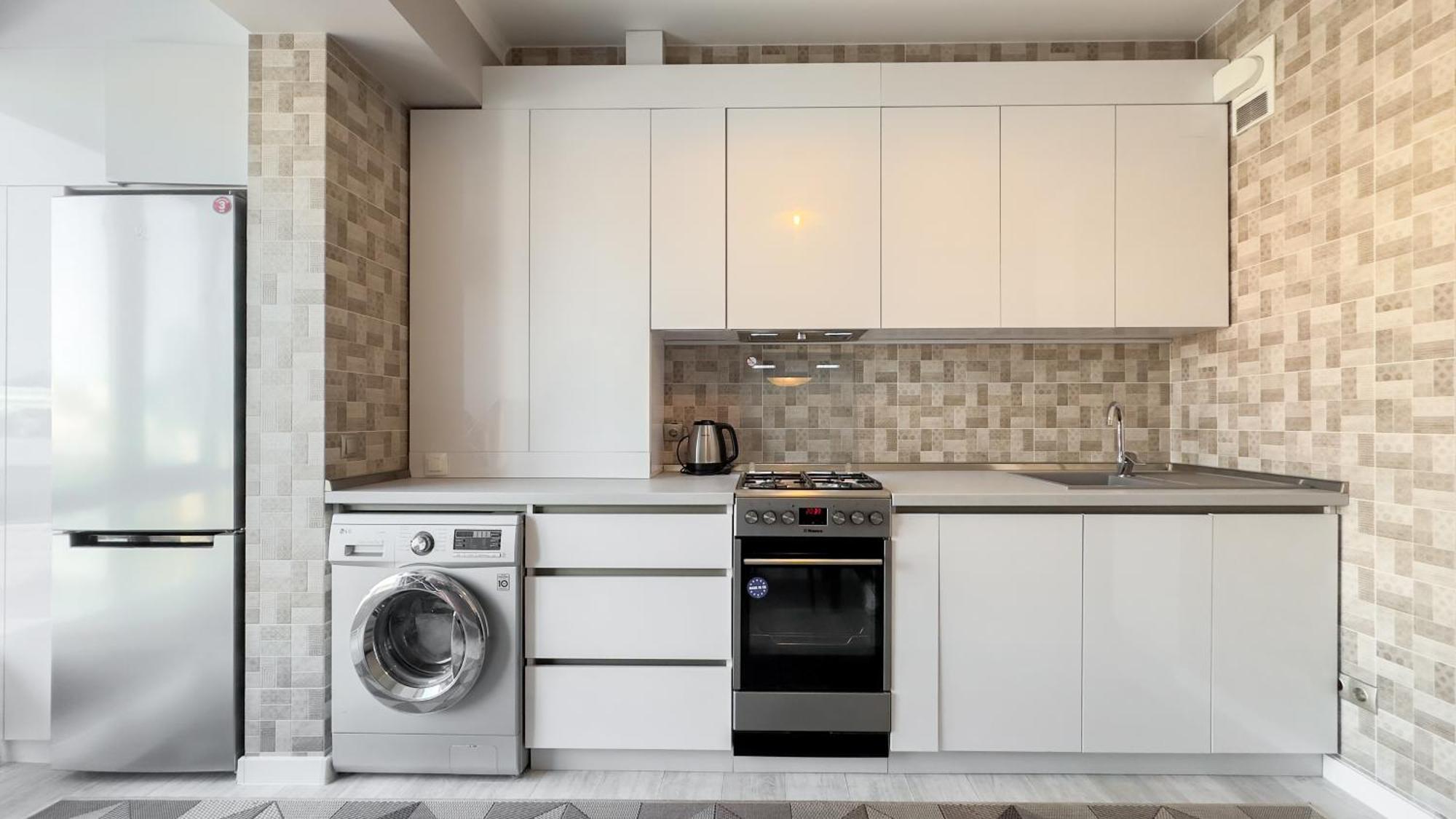 Glass New Apartments Ultracentral 키시나우 외부 사진