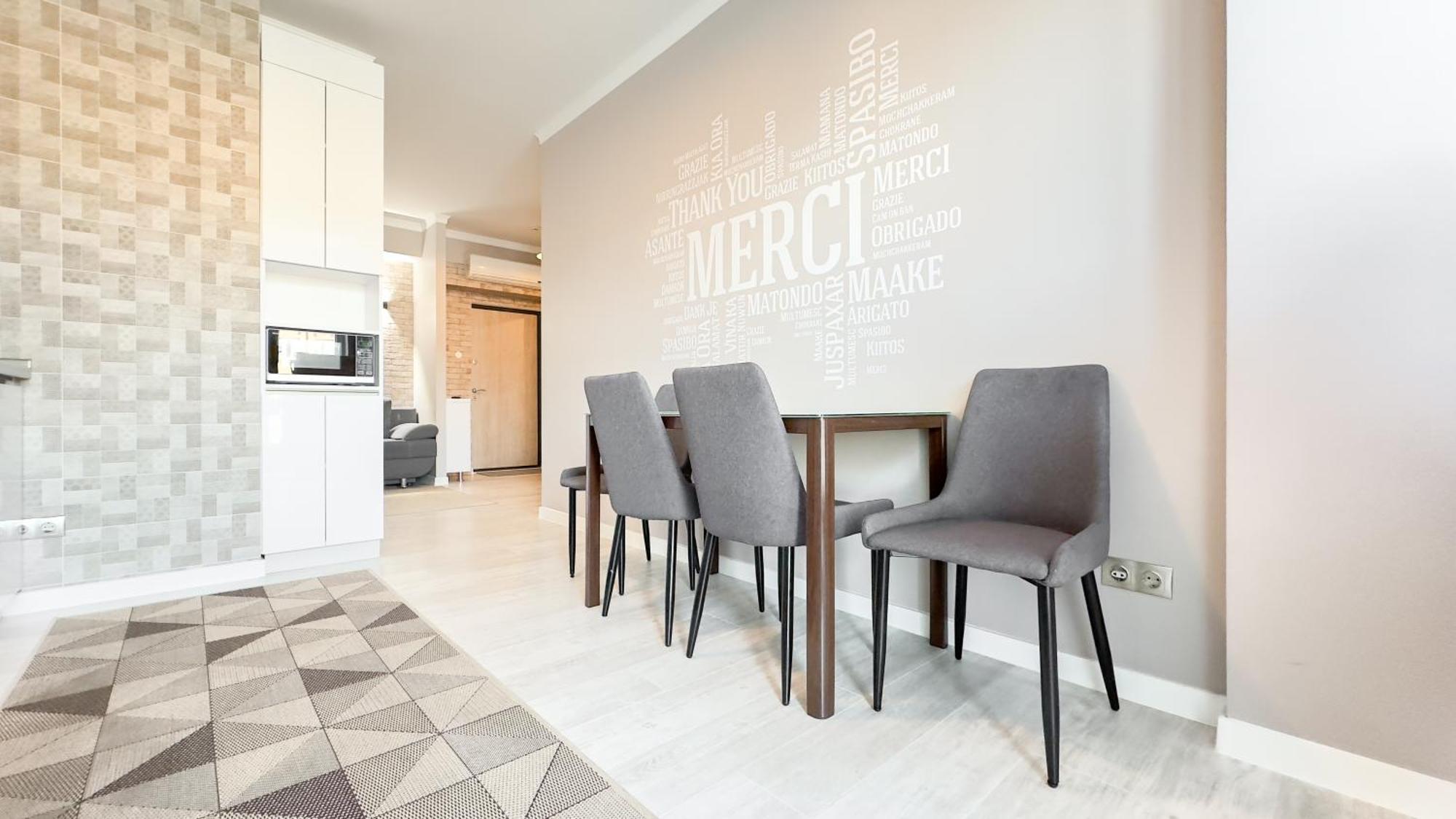 Glass New Apartments Ultracentral 키시나우 외부 사진