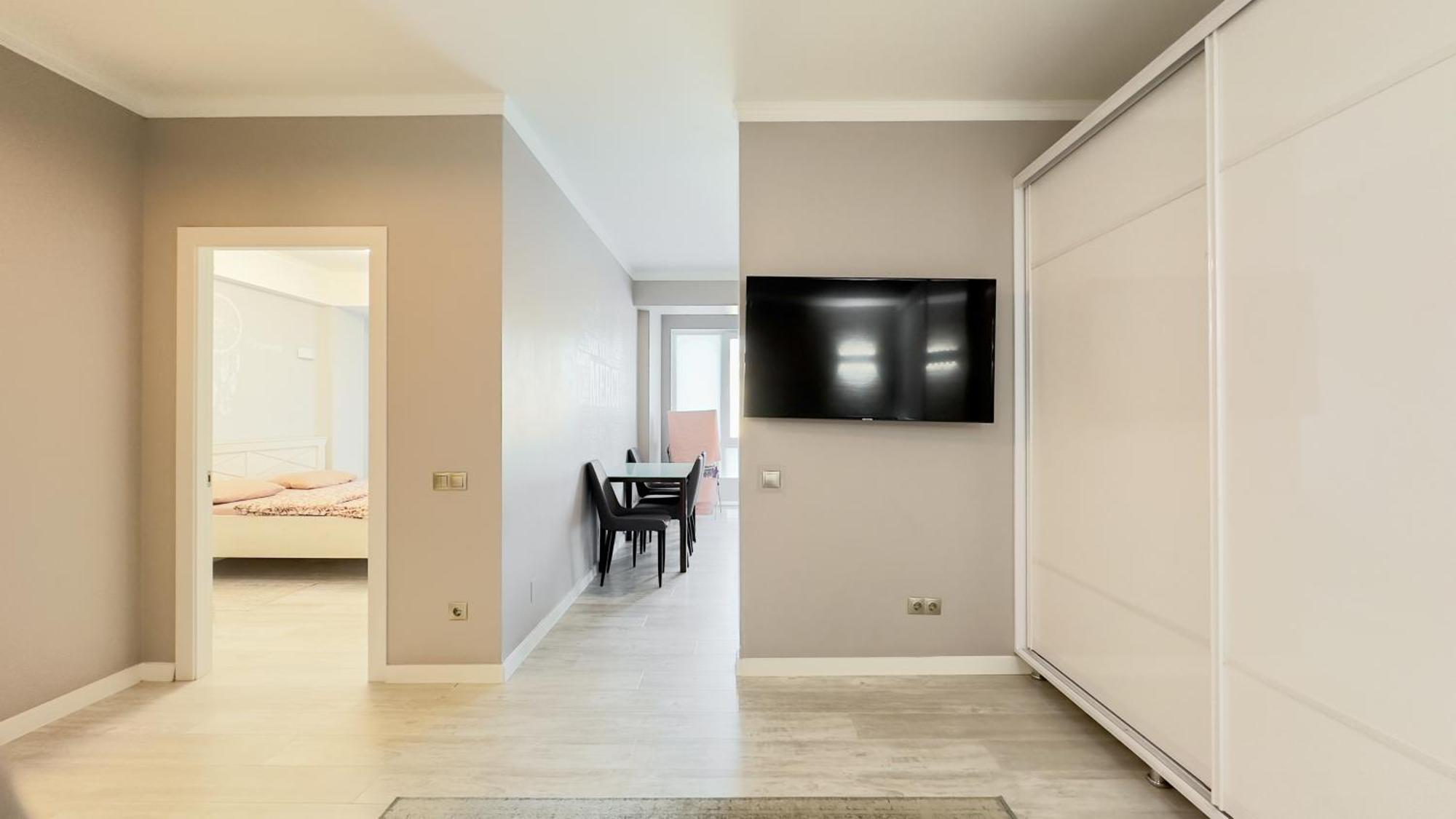 Glass New Apartments Ultracentral 키시나우 외부 사진